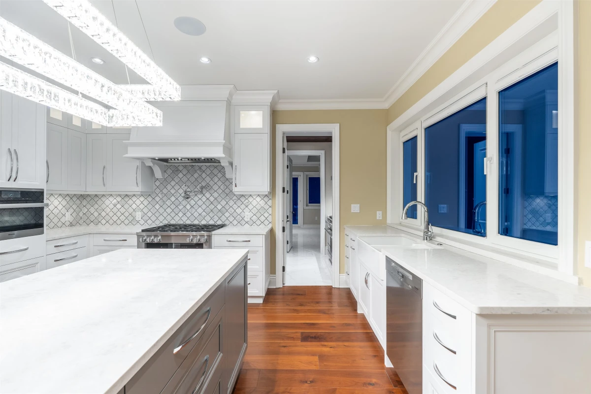 Laundry Room Photo of 1455 126a Street, Surrey, BC