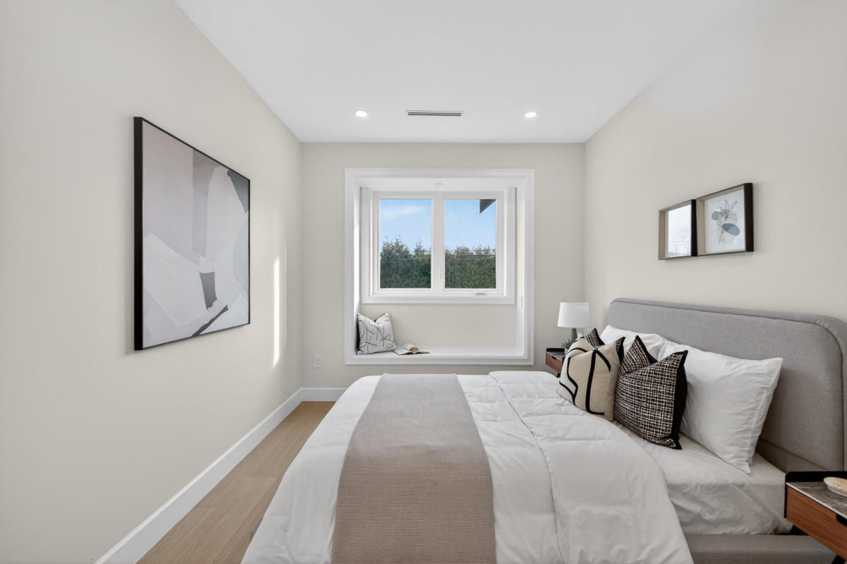 Walk-In Closet Photo of 2 10571 No 1 Road, Richmond, BC