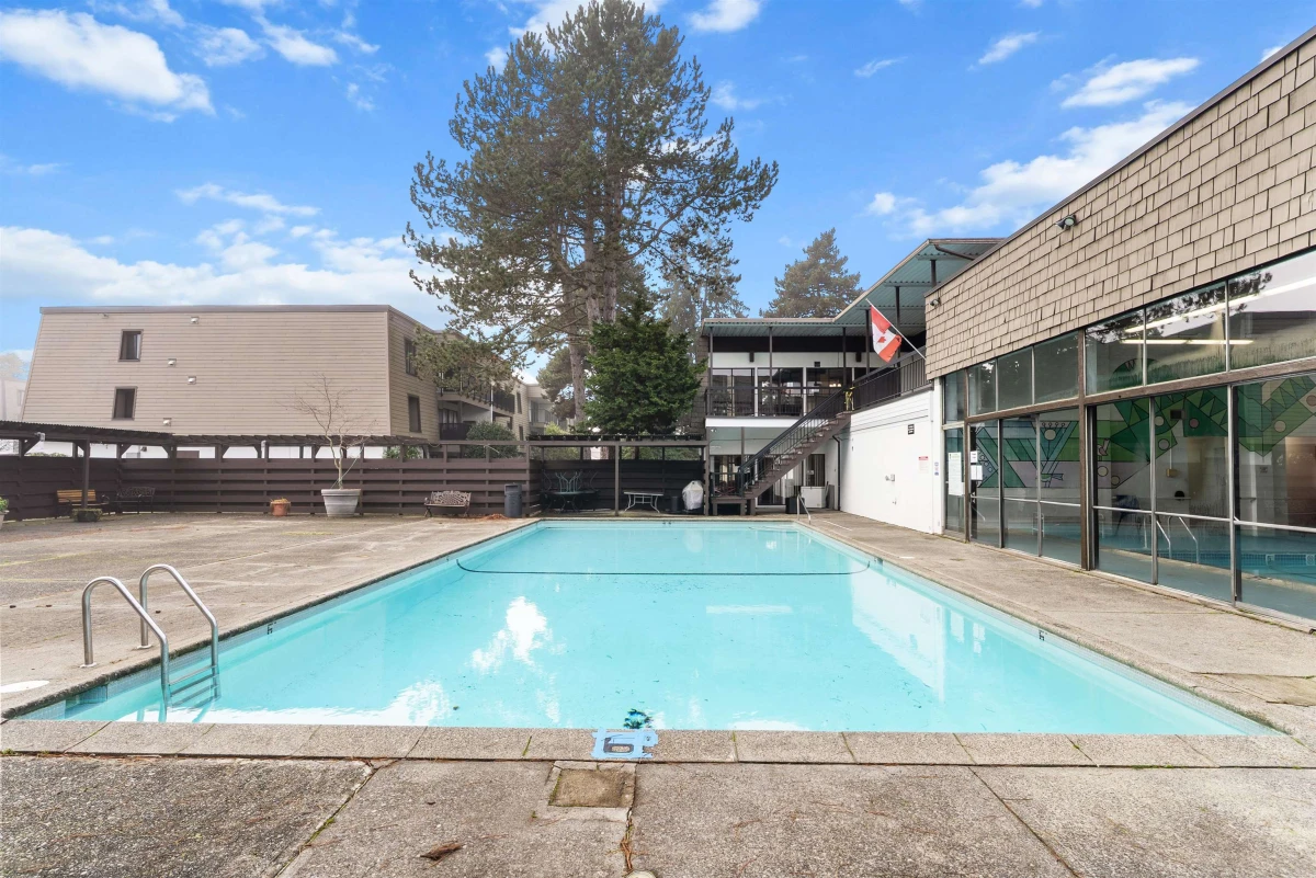 Hot Tub / Spa Photo of 207 8840 No 1 Road, Richmond, BC