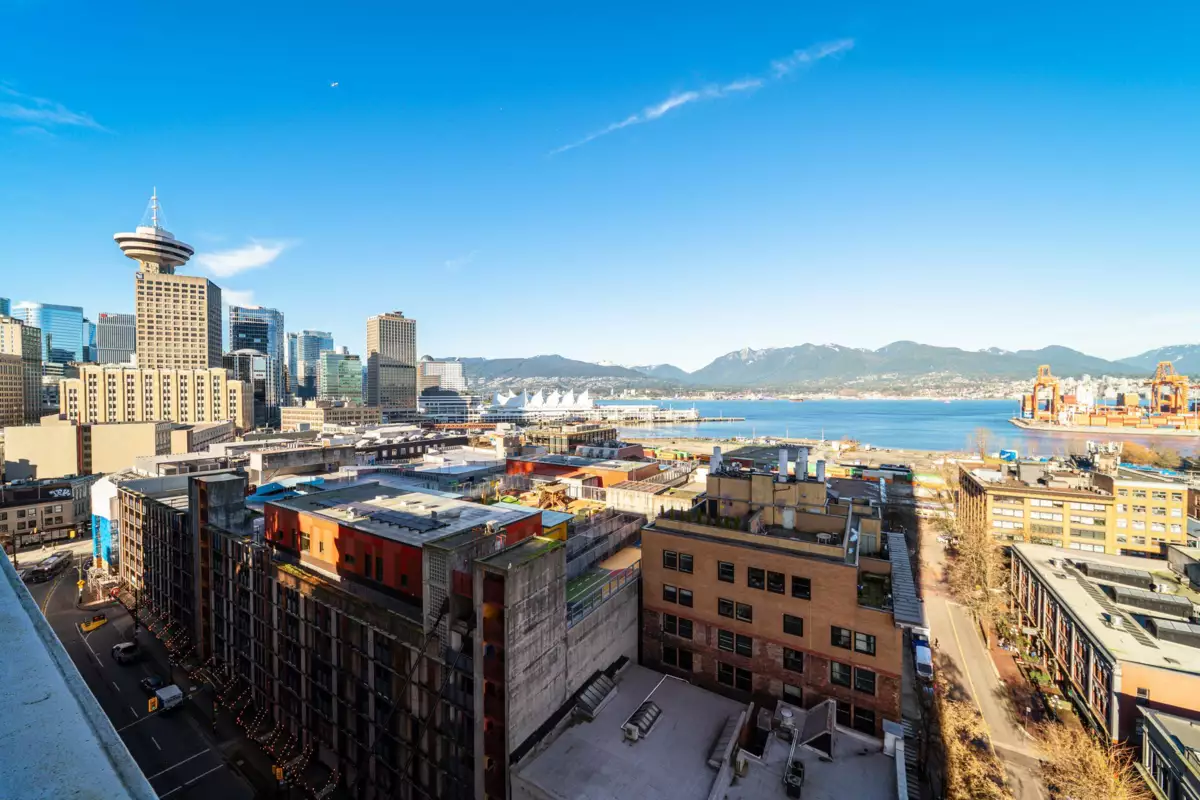 Breakfast Nook Photo of 1201 108 W Cordova Street, Vancouver, BC