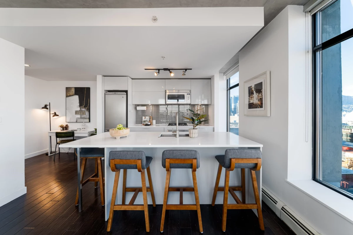 Family Room Photo of 1201 108 W Cordova Street, Vancouver, BC