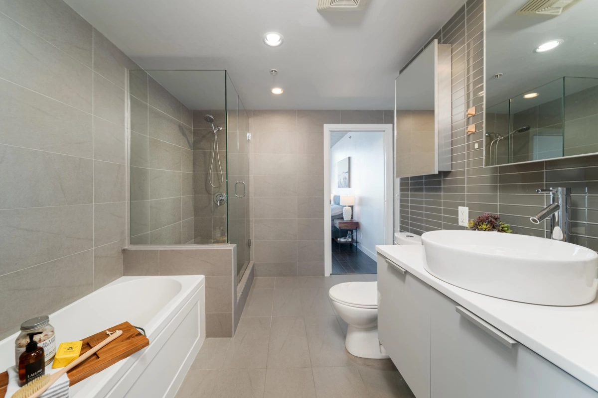 Powder Room Photo of 1201 108 W Cordova Street, Vancouver, BC