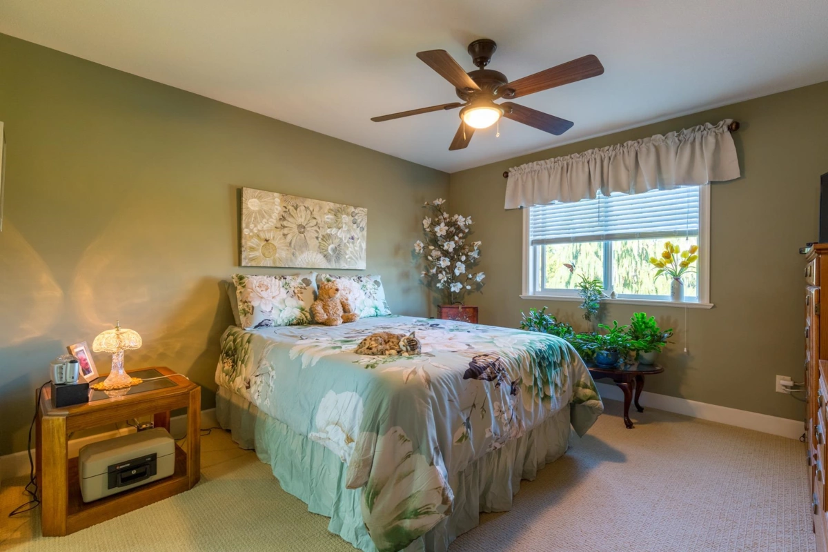 Basement Recreation Room Photo of 19667 72a Avenue, Langley, BC