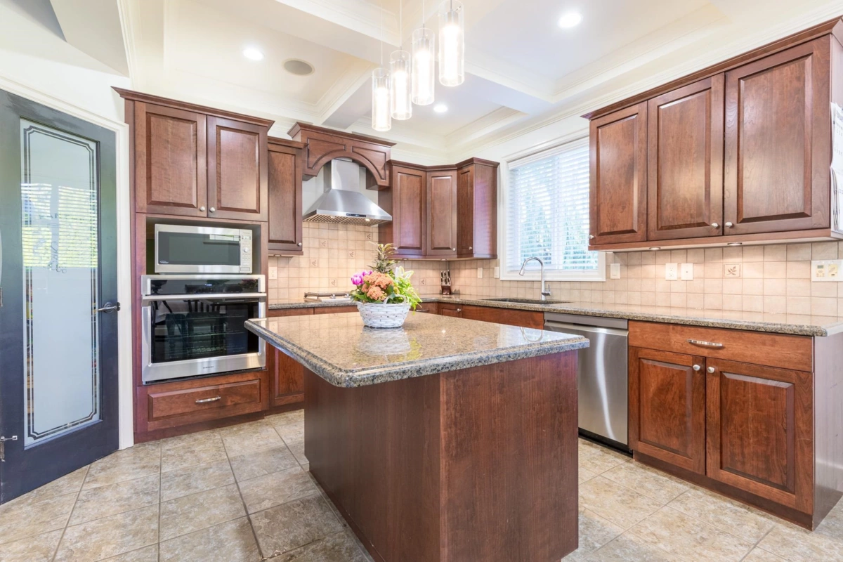 Breakfast Nook Photo of 19667 72a Avenue, Langley, BC