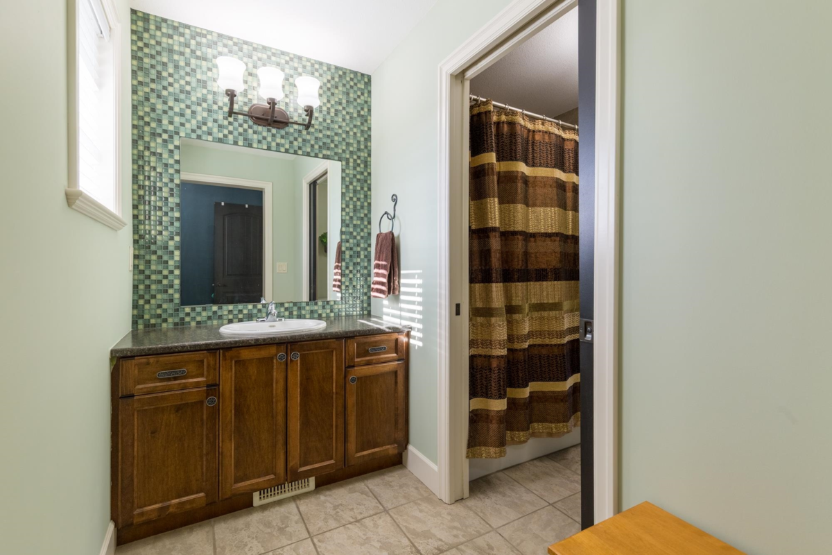 Entry Foyer Photo of 19667 72a Avenue, Langley, BC