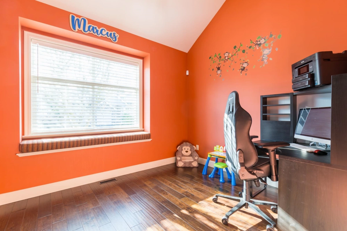 Garage Interior Photo of 19667 72a Avenue, Langley, BC