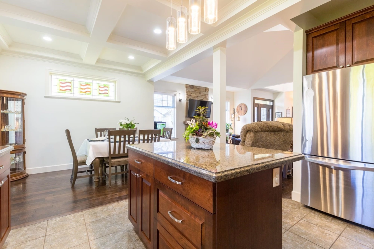 Walk-In Closet Photo of 19667 72a Avenue, Langley, BC