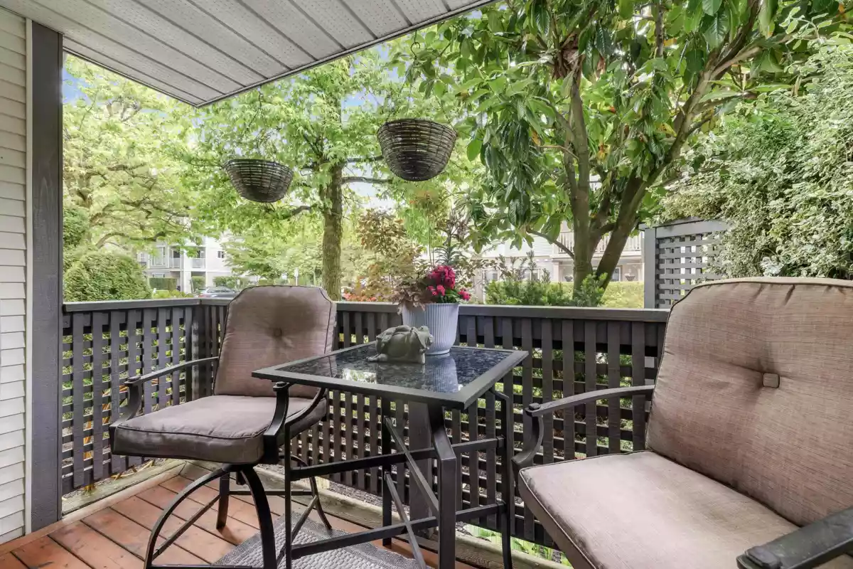 Guest Bathroom Photo of 106 19121 Ford Road, Pitt Meadows, BC