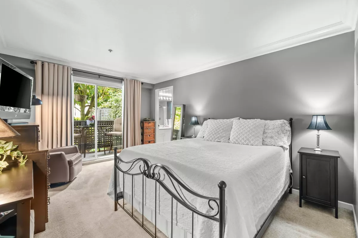 Walk-In Closet Photo of 106 19121 Ford Road, Pitt Meadows, BC