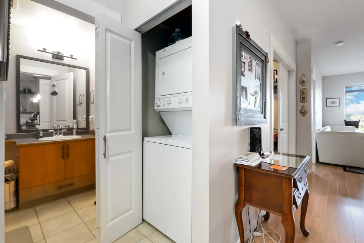 Basement Recreation Room Photo of 324 12350 Harris Road, Pitt Meadows, BC