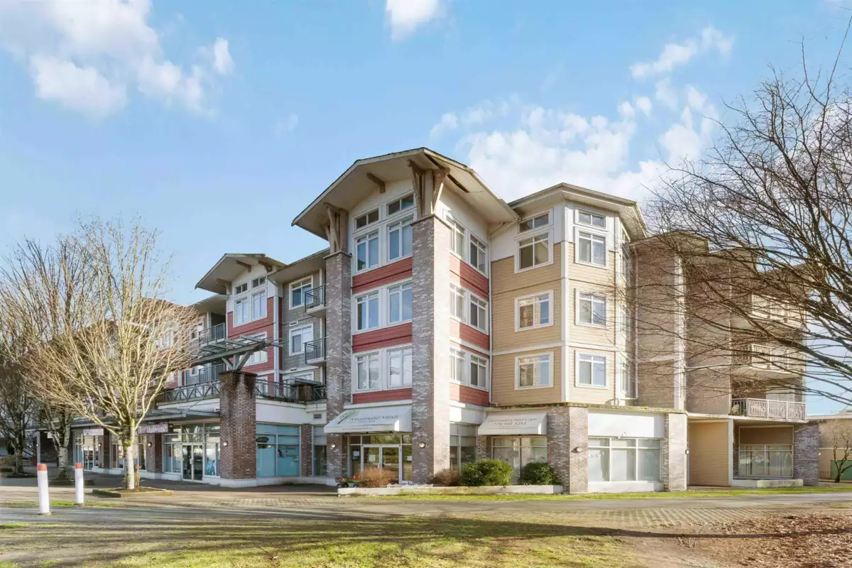 Front Yard Photo of 324 12350 Harris Road, Pitt Meadows, BC