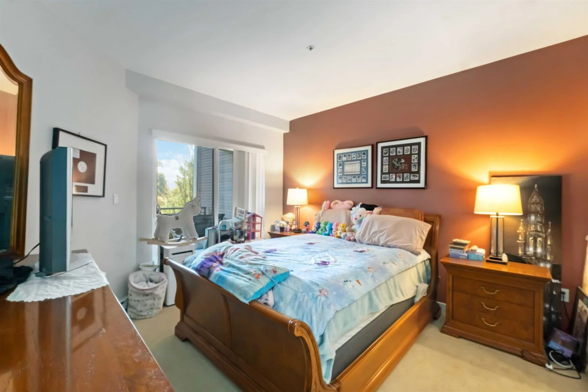 Walk-In Closet Photo of 324 12350 Harris Road, Pitt Meadows, BC