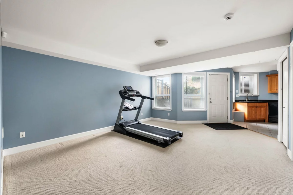 Front Yard Photo of 3456 147a Street, Surrey, BC