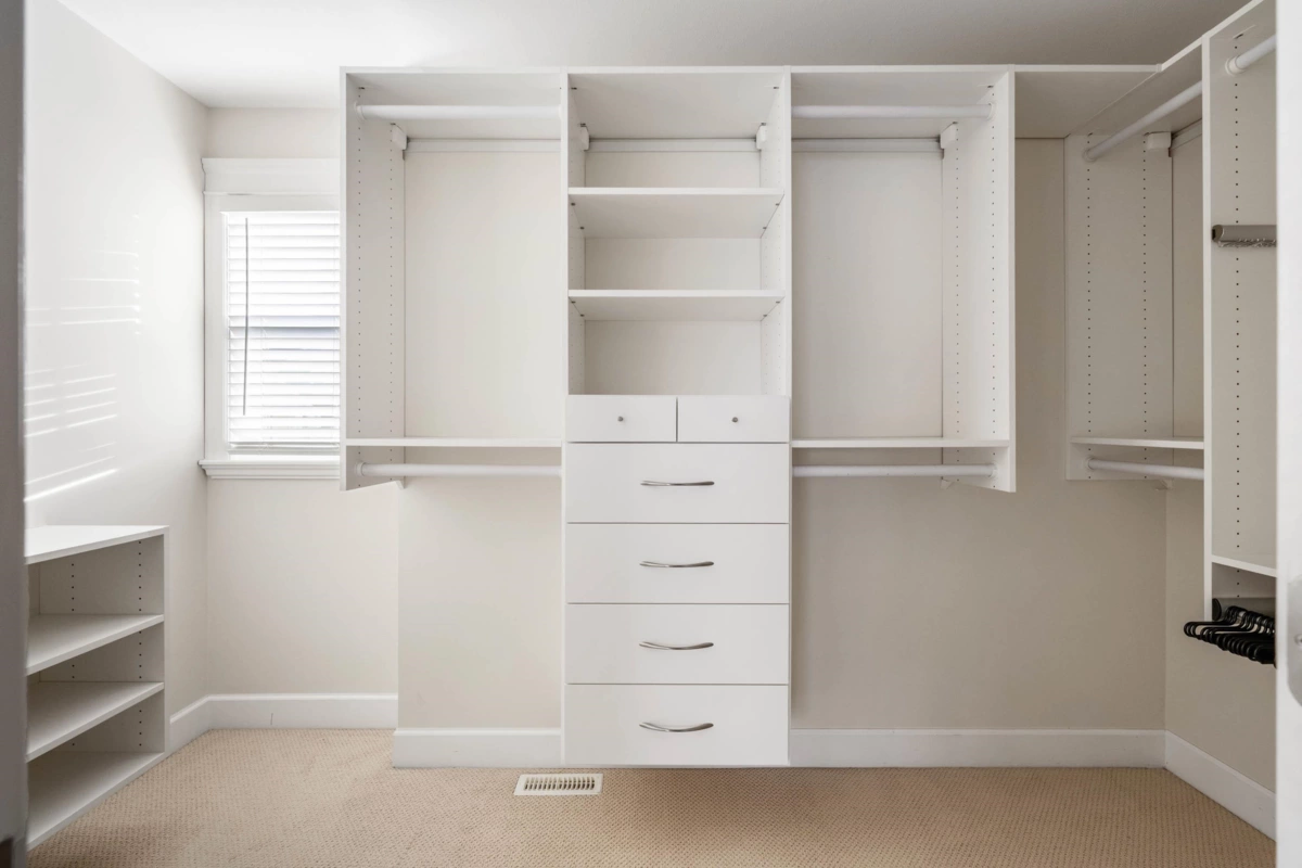 Garage Interior Photo of 3456 147a Street, Surrey, BC