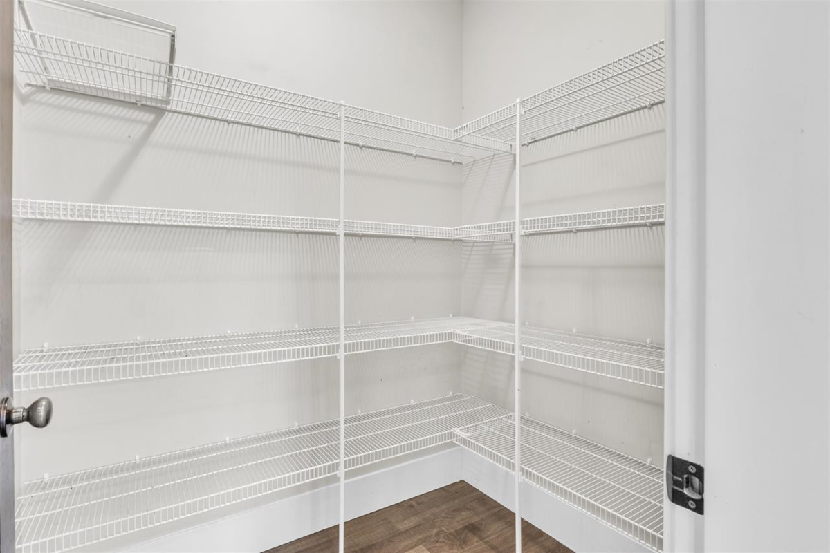 Breakfast Nook Photo of 13 9270 Broadway Street, Chilliwack, BC