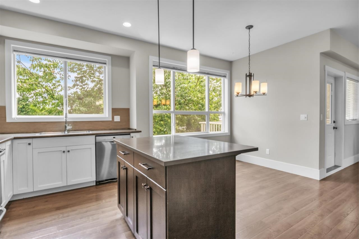 Family Room Photo of 13 9270 Broadway Street, Chilliwack, BC