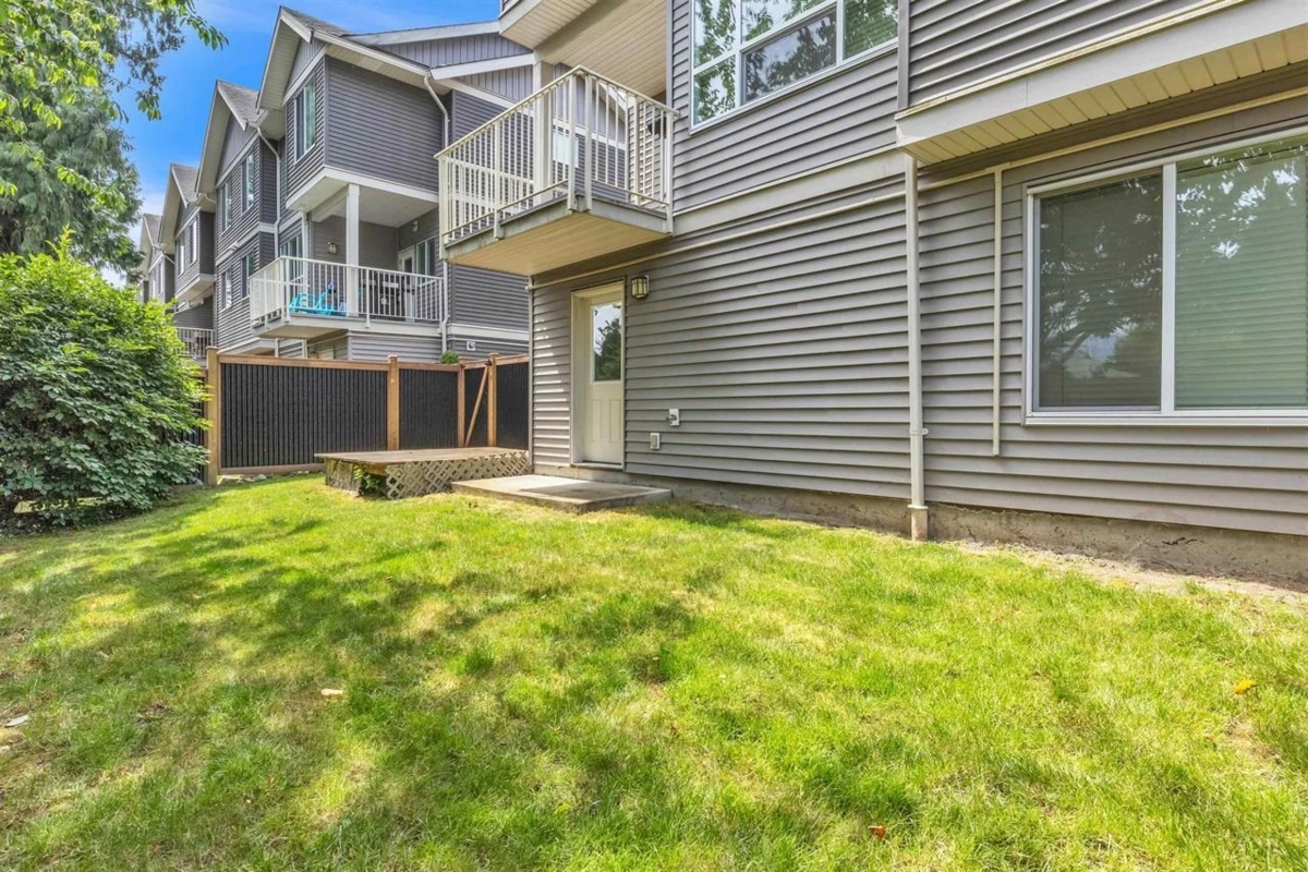 Hot Tub / Spa Photo of 13 9270 Broadway Street, Chilliwack, BC