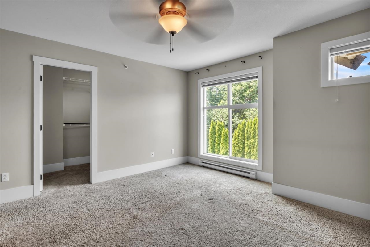 Powder Room Photo of 13 9270 Broadway Street, Chilliwack, BC