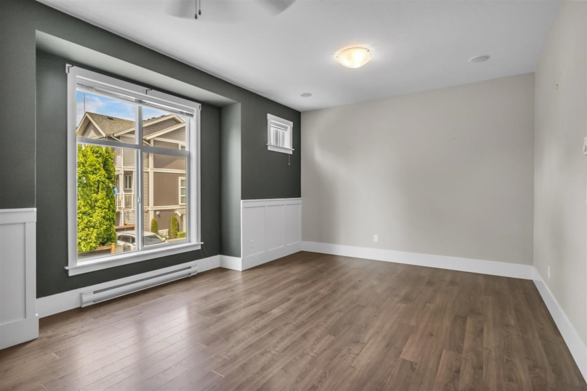 Walk-In Closet Photo of 13 9270 Broadway Street, Chilliwack, BC