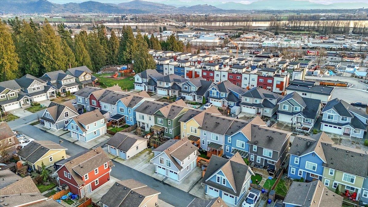 Backyard Photo of 32579 Ross Drive, Mission, BC