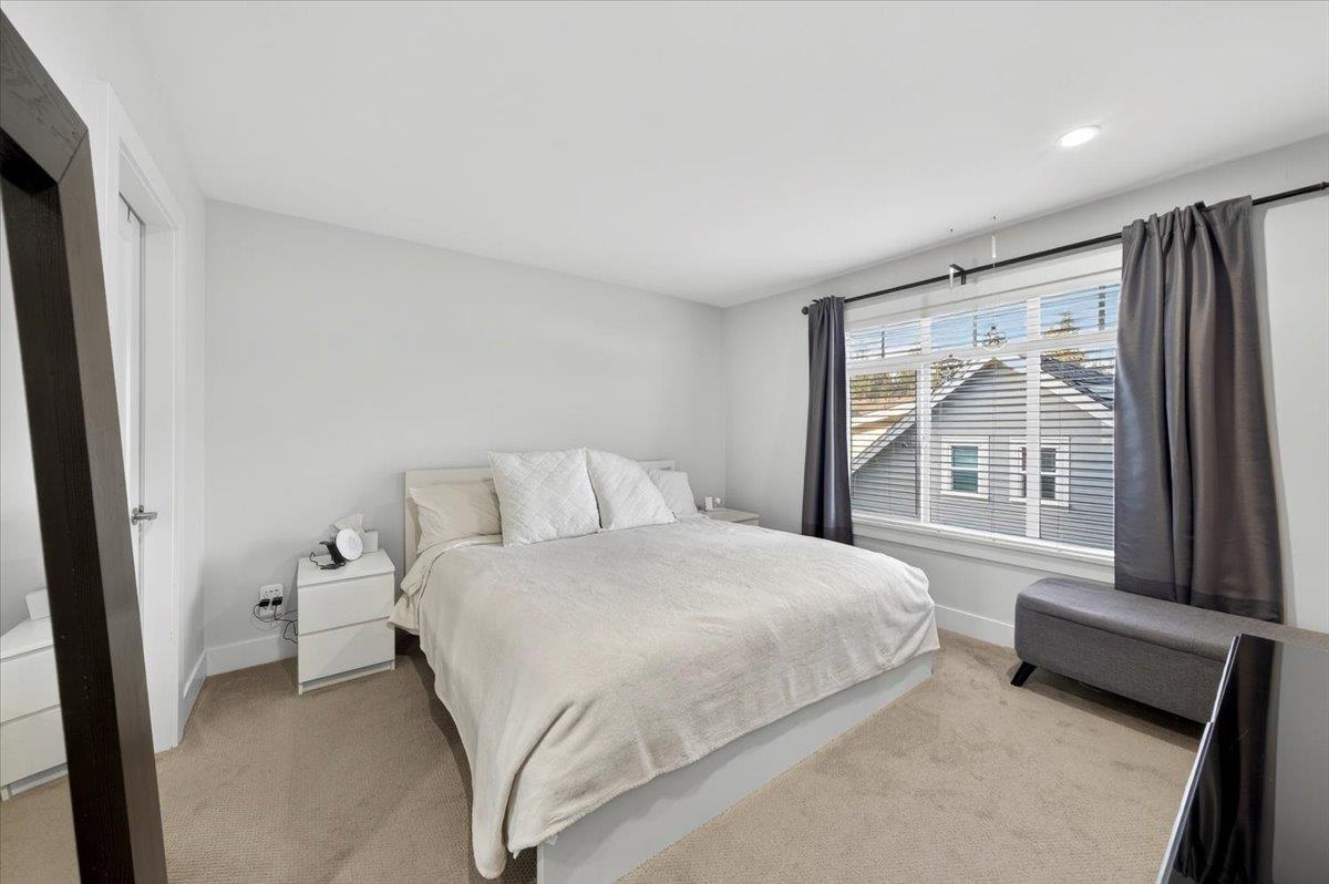 Bedroom 3 Photo of 32579 Ross Drive, Mission, BC