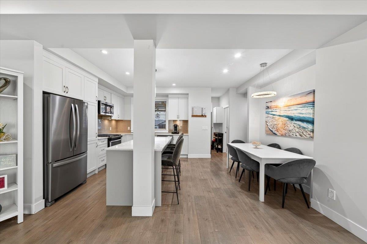 Kitchen Photo of 32579 Ross Drive, Mission, BC