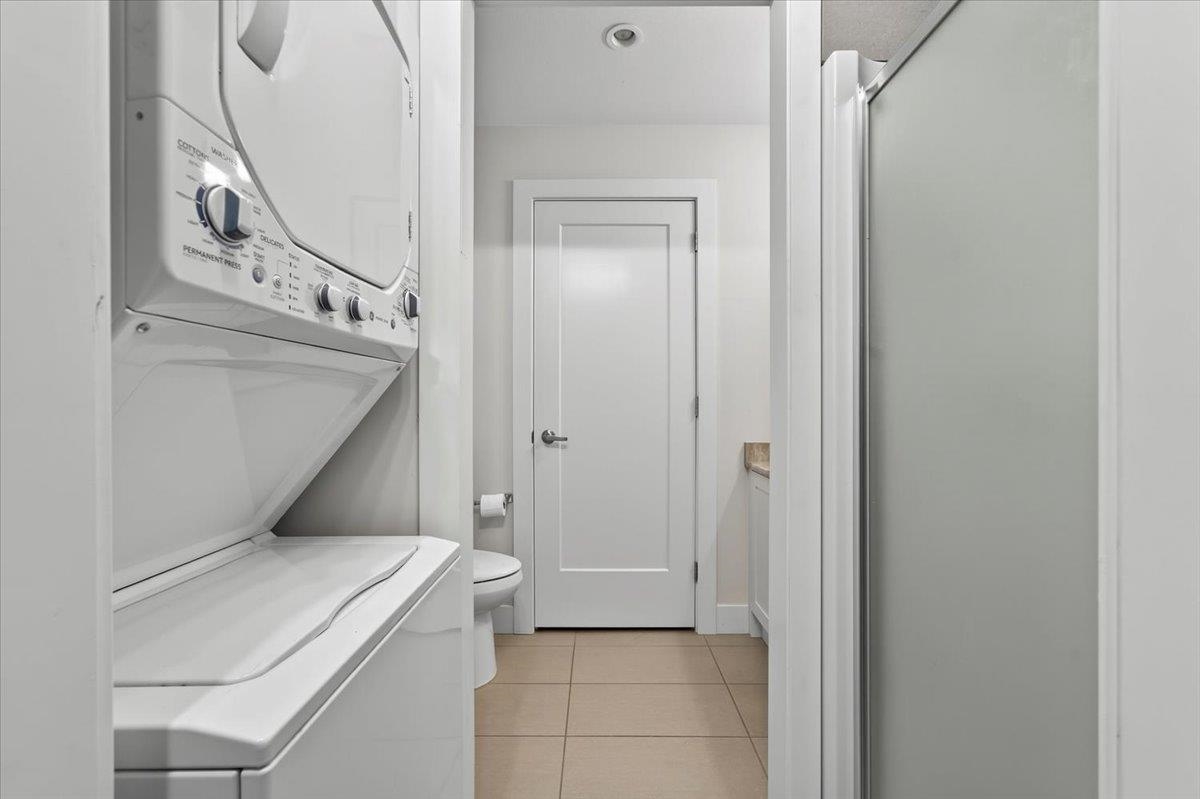 Mudroom Photo of 32579 Ross Drive, Mission, BC