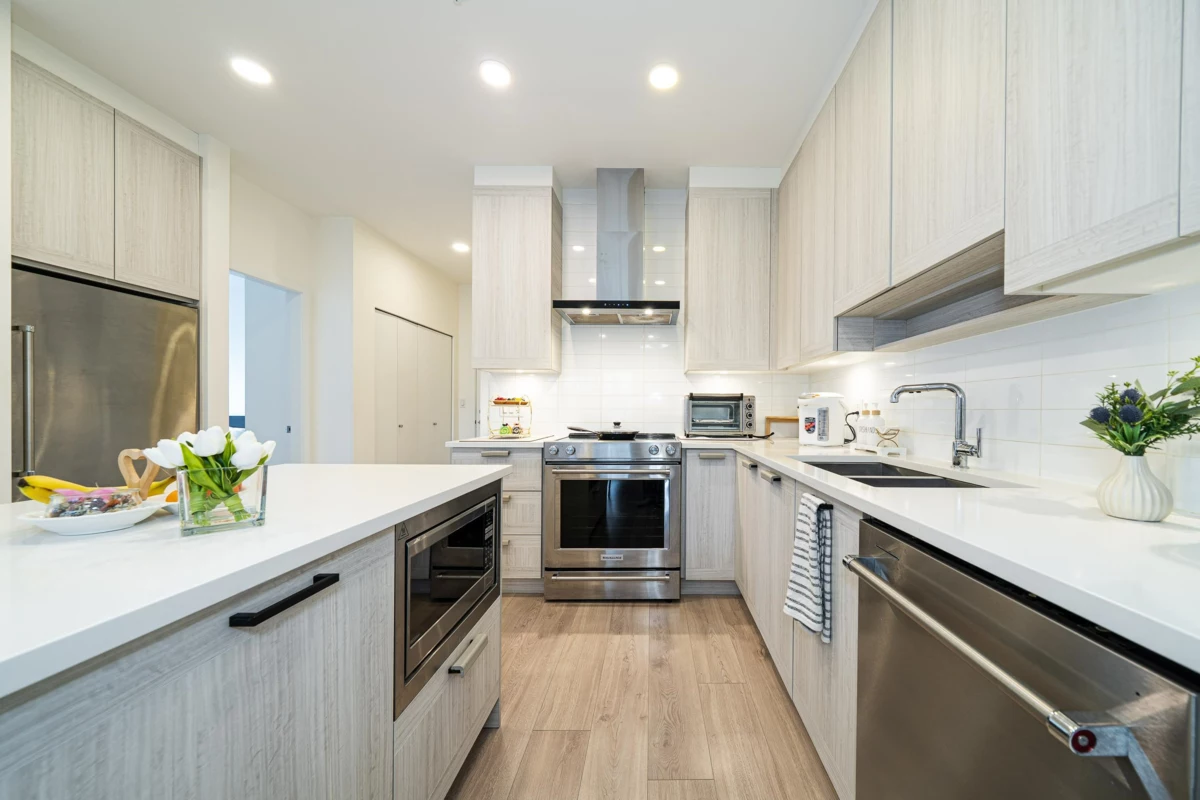 Primary Bedroom Photo of 404 7169 14th Avenue, Burnaby, BC