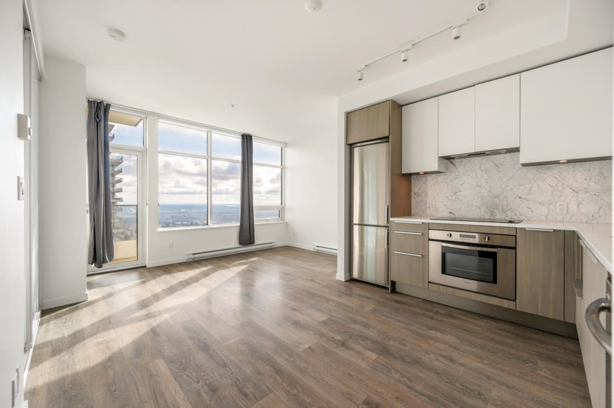 Kitchen Island Photo of 5903 6461 Telford Avenue, Burnaby, BC