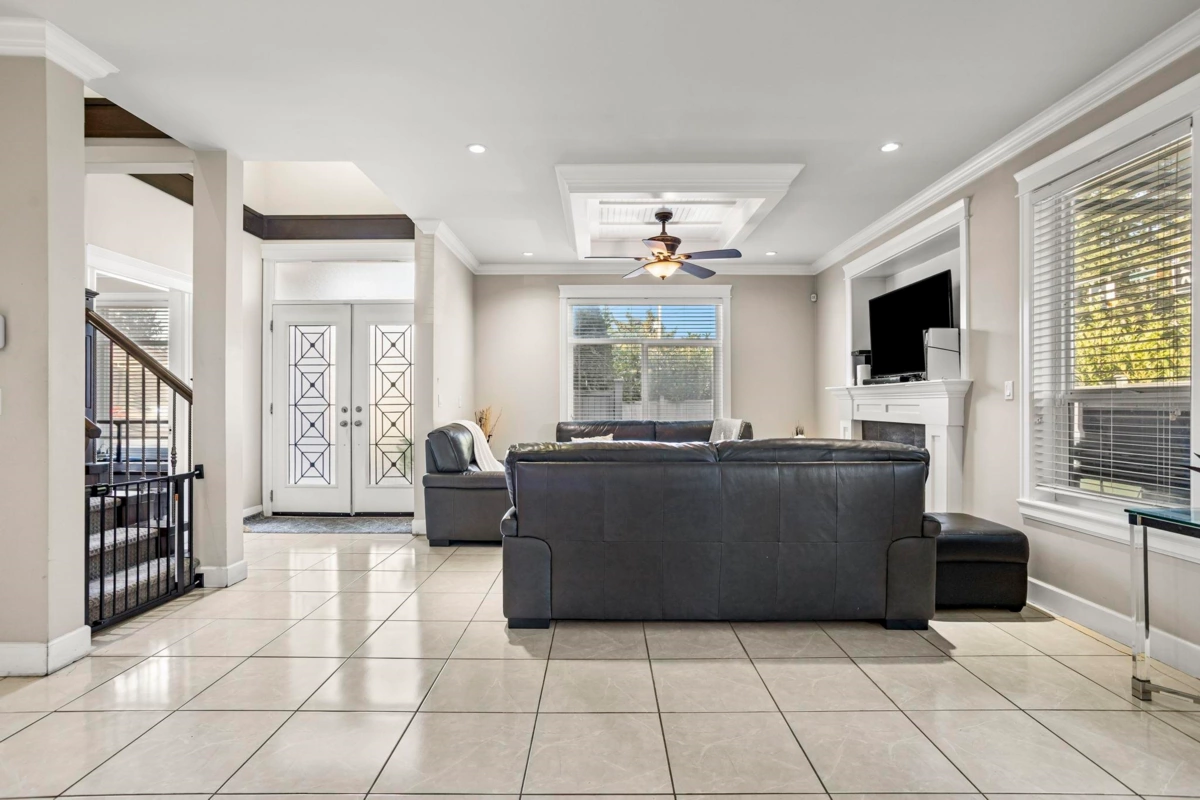 Dining Area Photo of 11790 80 Avenue, Delta, BC