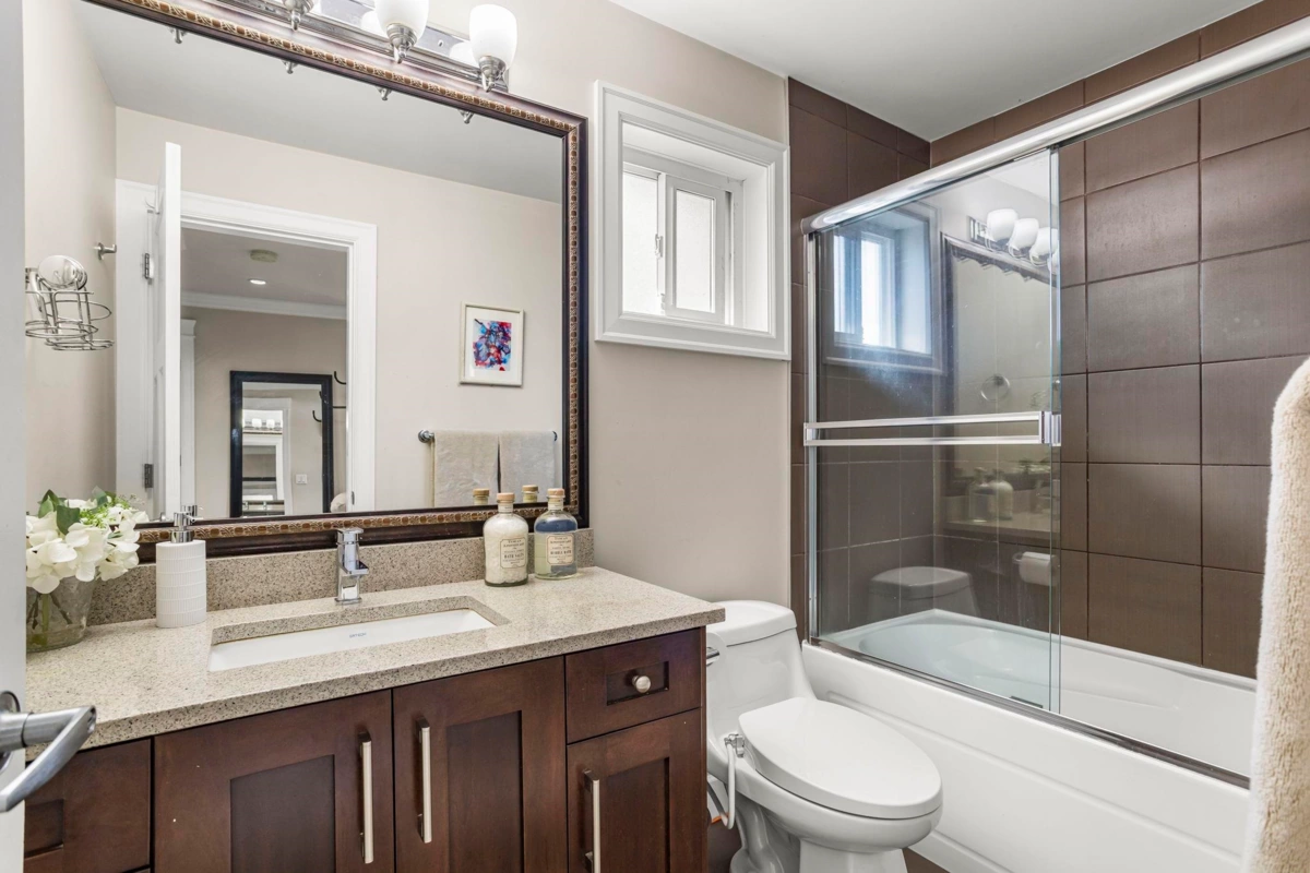 Outdoor Deck Photo of 11790 80 Avenue, Delta, BC