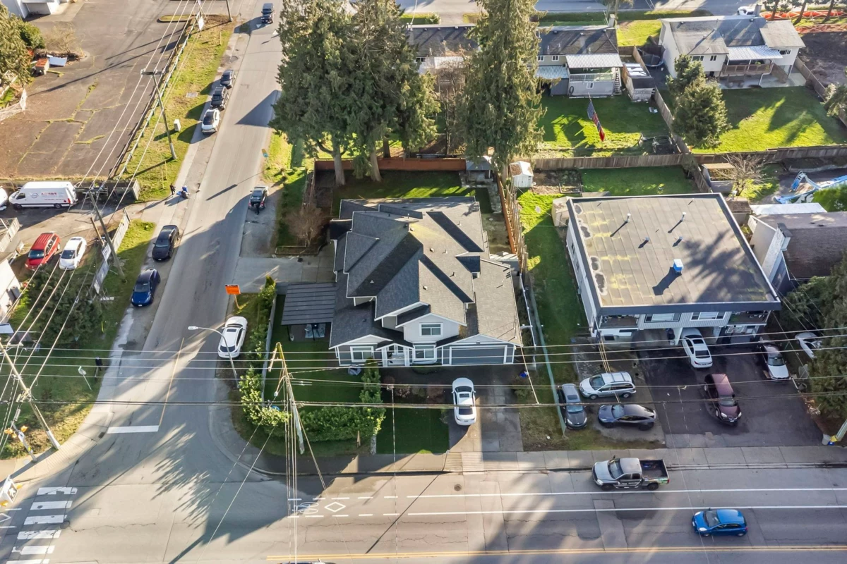 Outdoor Kitchen Photo of 11790 80 Avenue, Delta, BC