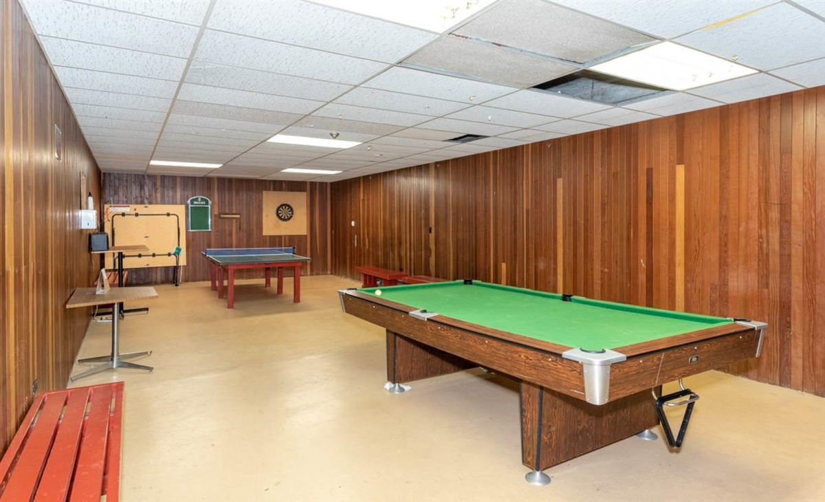 Entry Foyer Photo of 327 9101 Horne Street, Burnaby, BC