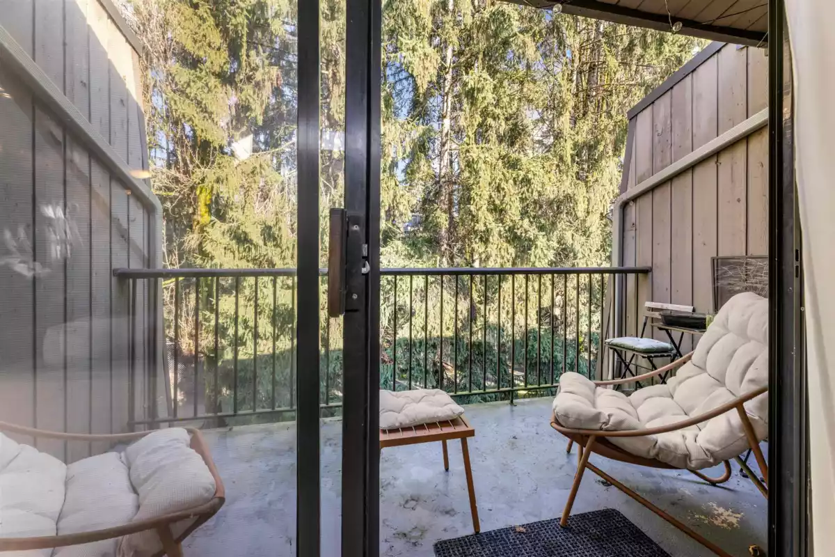 Family Room Photo of 327 9101 Horne Street, Burnaby, BC