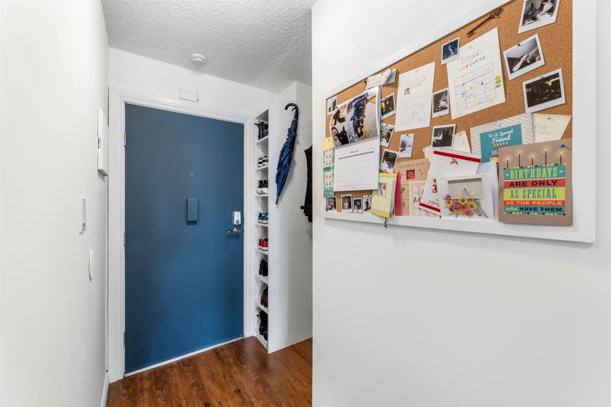 Office / Den Photo of 327 9101 Horne Street, Burnaby, BC