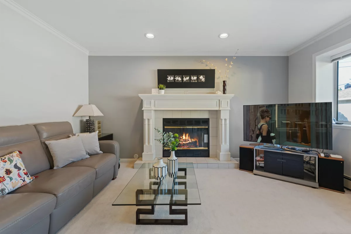 Primary Bedroom Photo of 2133 W 49th Avenue, Vancouver, BC
