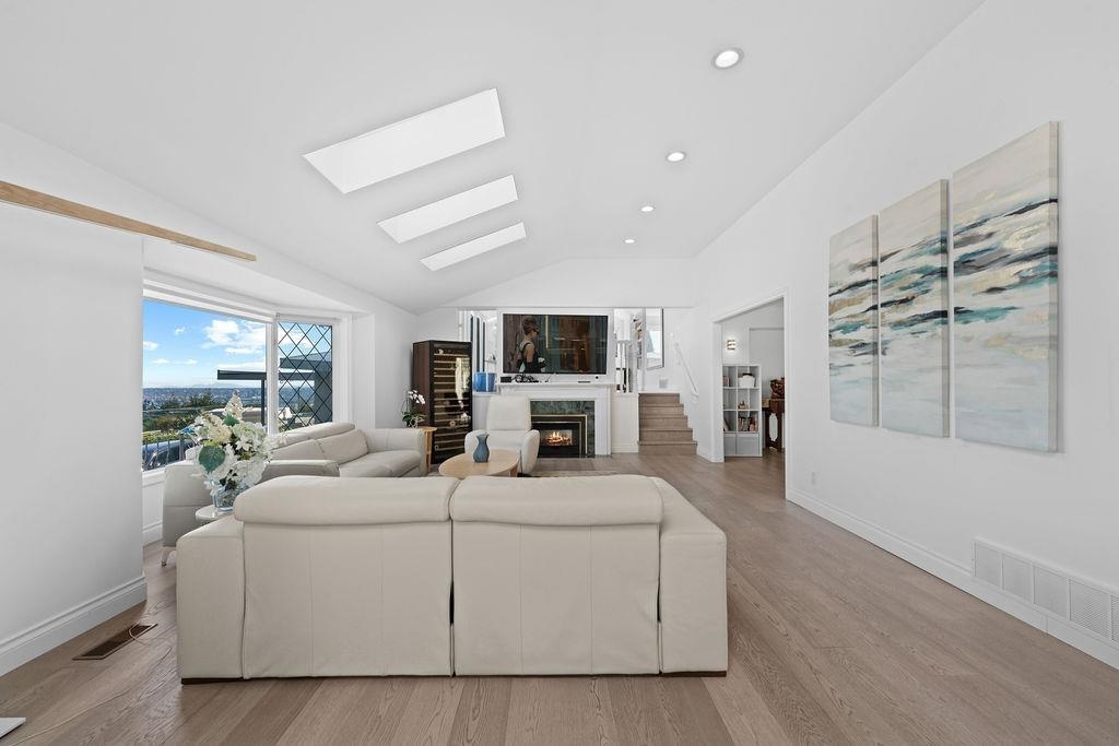 Pantry Photo of 685 King Georges Way, West Vancouver, BC