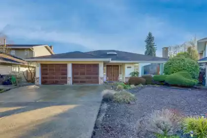 10740 Agassiz Court, Richmond, BC, Ironwood — 3 bed single family residence for sale