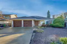 10740 Agassiz Court, Richmond, BC