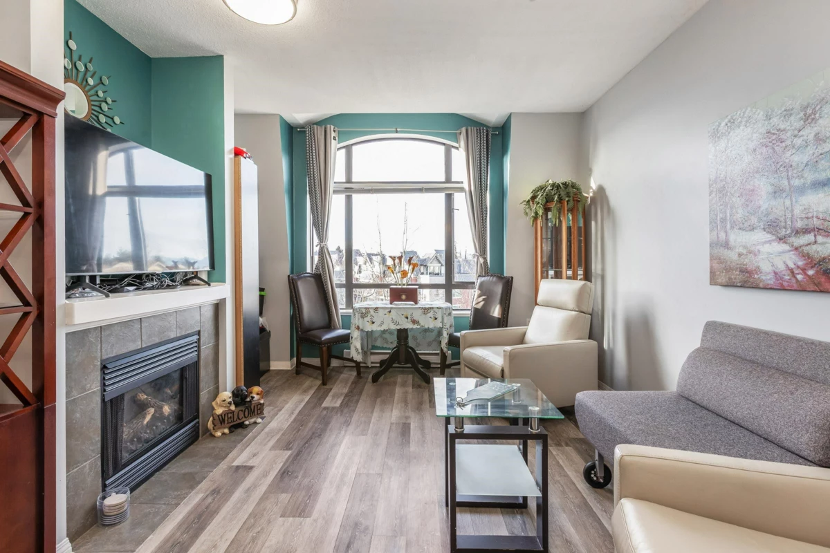 Breakfast Nook Photo of 404 8880 202 Street, Langley, BC