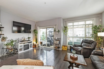 18 11305 240 Street, Maple Ridge, BC