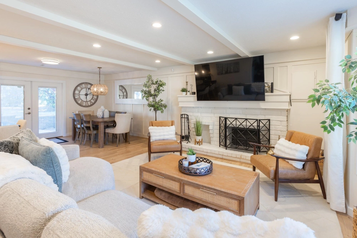 Family Room Photo of 4638 198c Street, Langley, BC