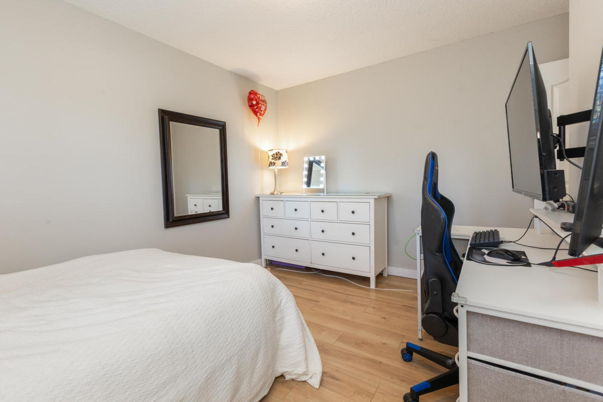 Hallway Photo of 4638 198c Street, Langley, BC