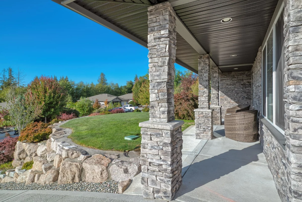 Dining Area Photo of 6252 Oracle Road, Sechelt, BC