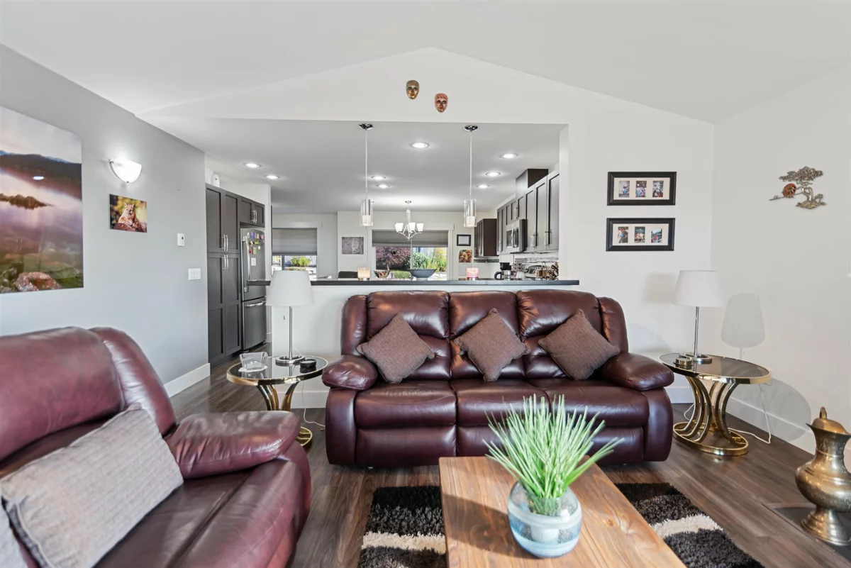 Powder Room Photo of 6252 Oracle Road, Sechelt, BC