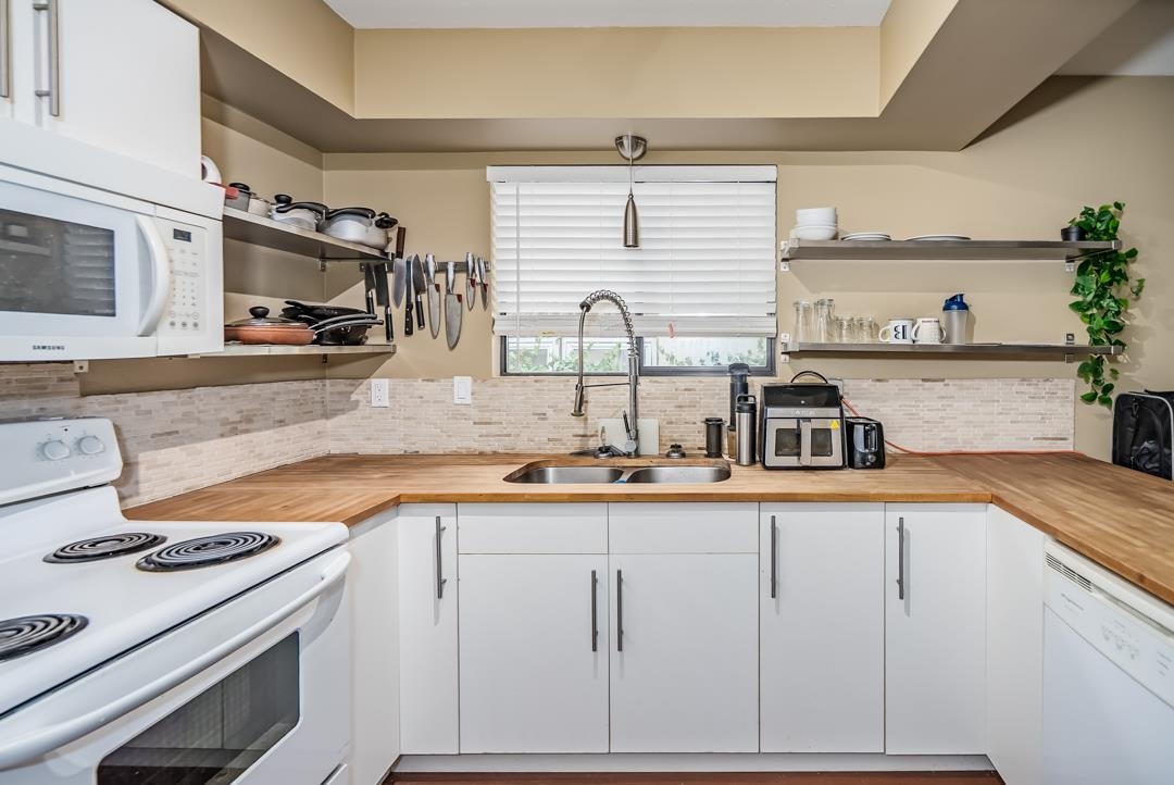 Bedroom 4 Photo of 34899 Glenn Mountain Drive, Abbotsford, BC