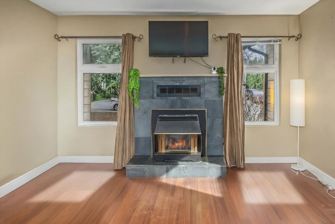 Dining Area Photo of 34899 Glenn Mountain Drive, Abbotsford, BC