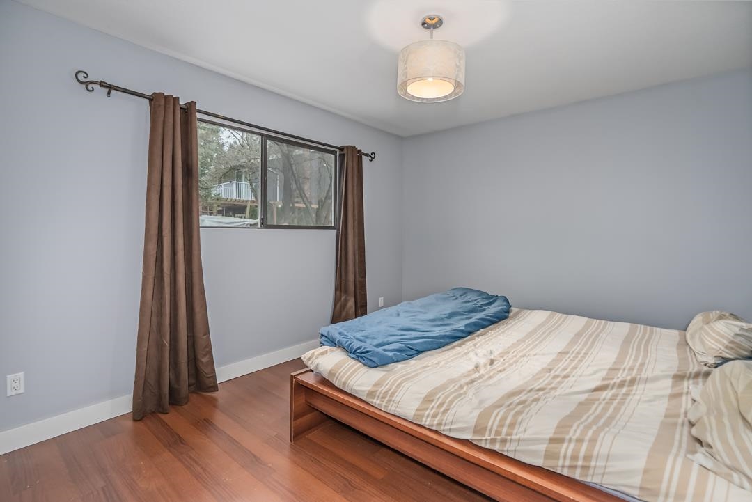 Powder Room Photo of 34899 Glenn Mountain Drive, Abbotsford, BC