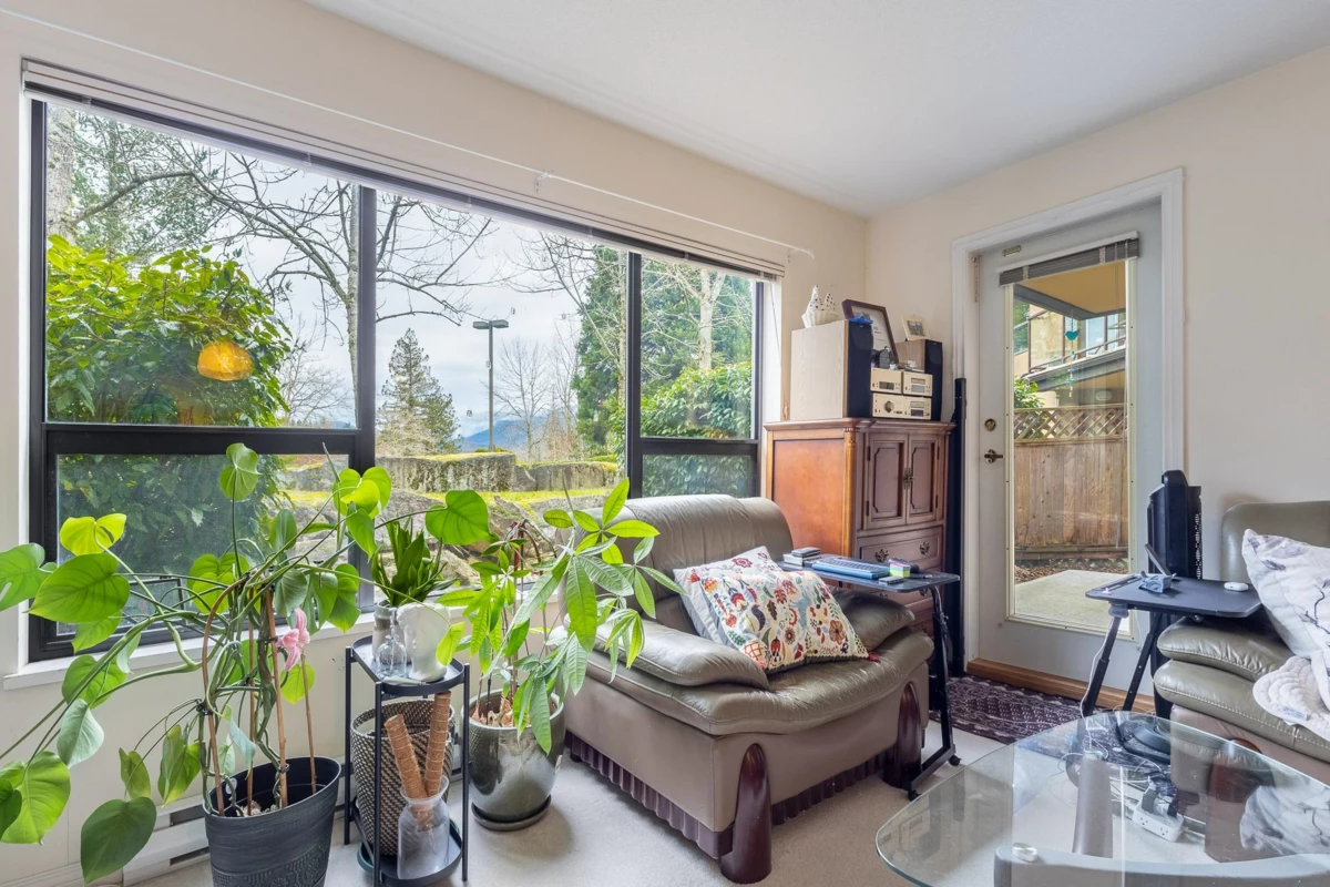 Bedroom 2 Photo of 310 5855 Cowrie Street, Sechelt, BC