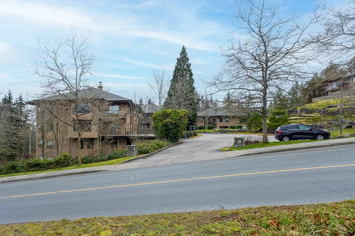 Outdoor Deck Photo of 310 5855 Cowrie Street, Sechelt, BC